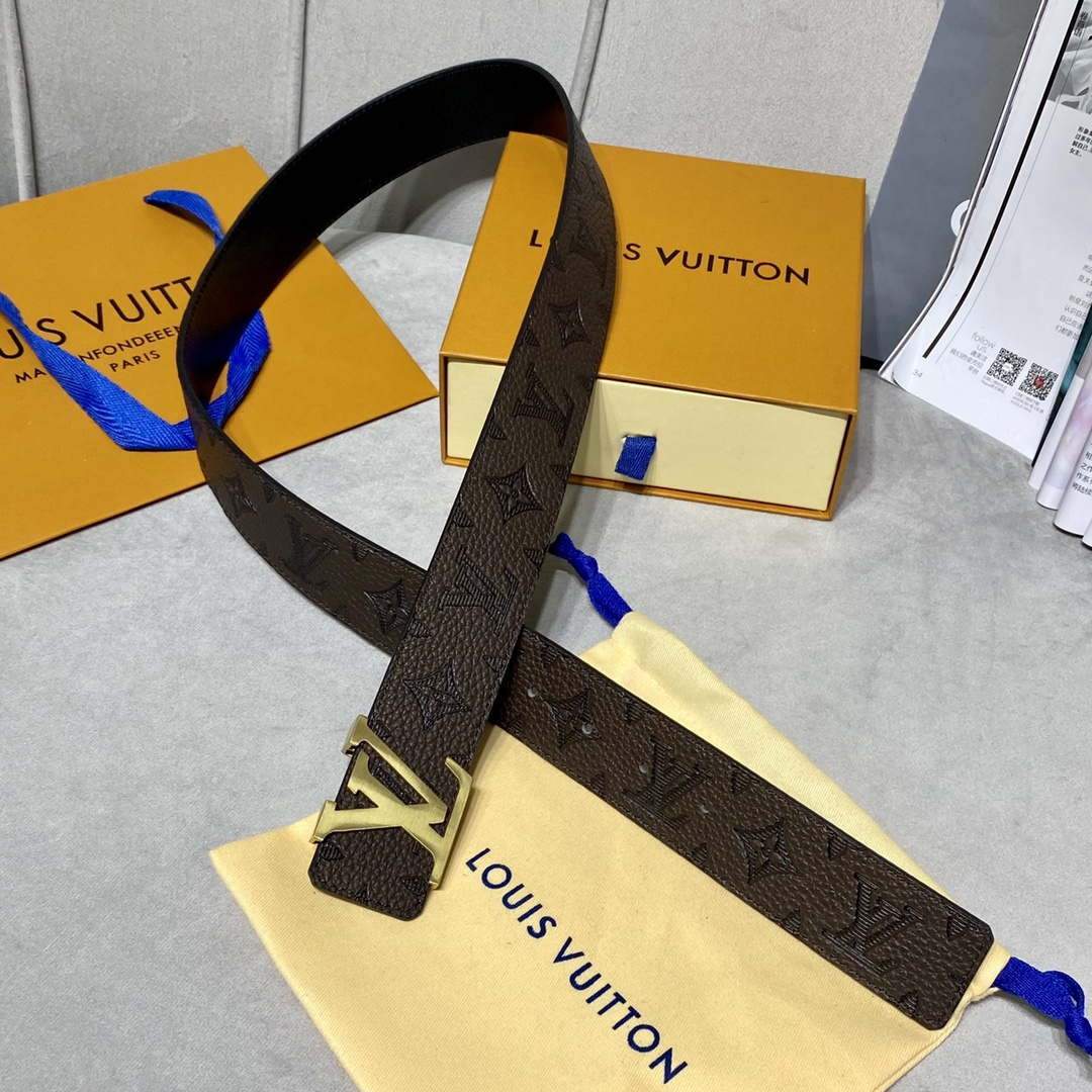 LV Women's Men's Belts Collection Louis Vuitton Initials 40MM Belt 19091