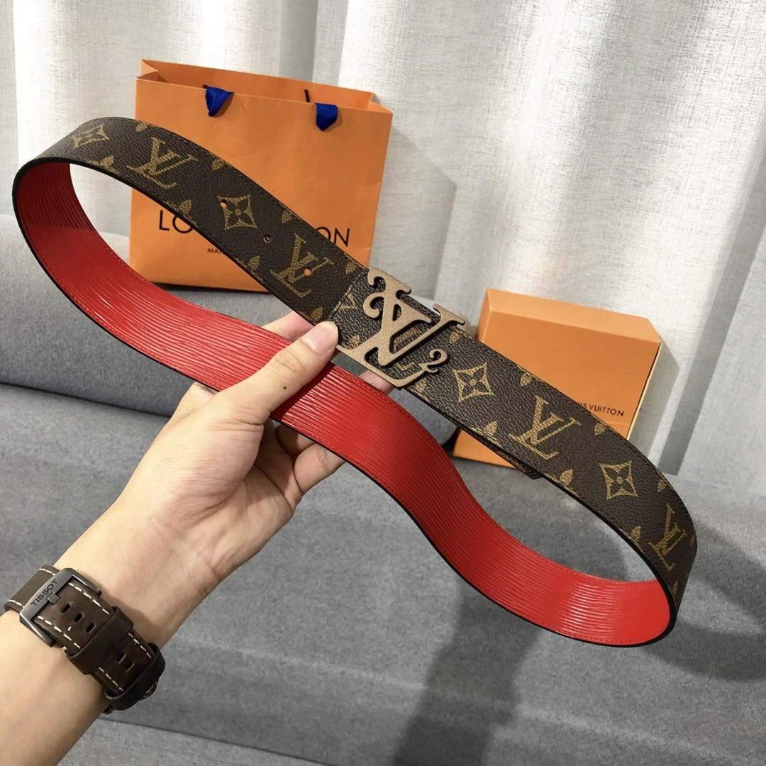LV Women's Men's Belts Collection Louis Vuitton Initials 40MM Belt 19071