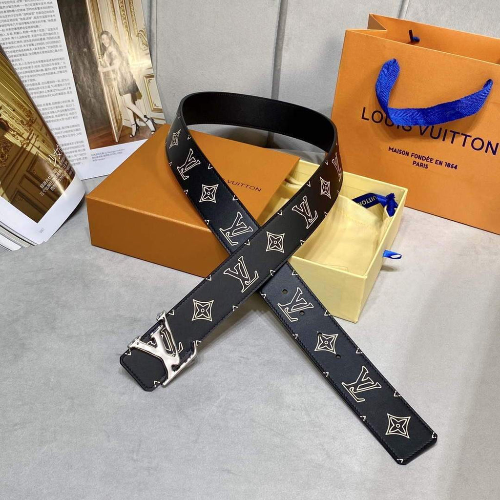 LV Women's Men's Belts Collection Louis Vuitton Initials 40MM Belt 19065