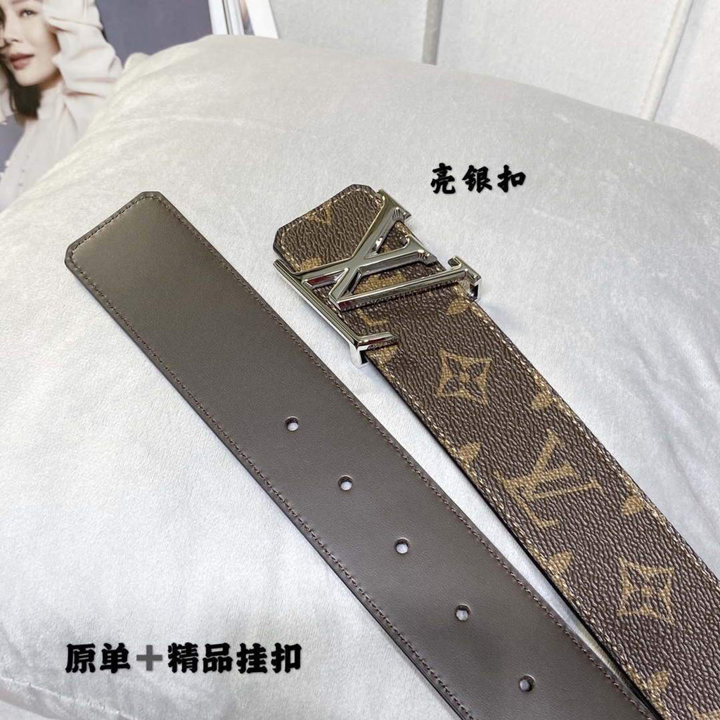 LV Women's Men's Belts Collection Louis Vuitton Initials 40MM Belt 19083