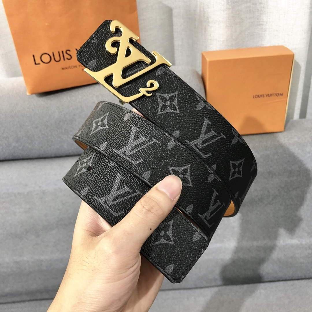 LV Women's Men's Belts Collection Louis Vuitton Initials 40MM Belt 19071