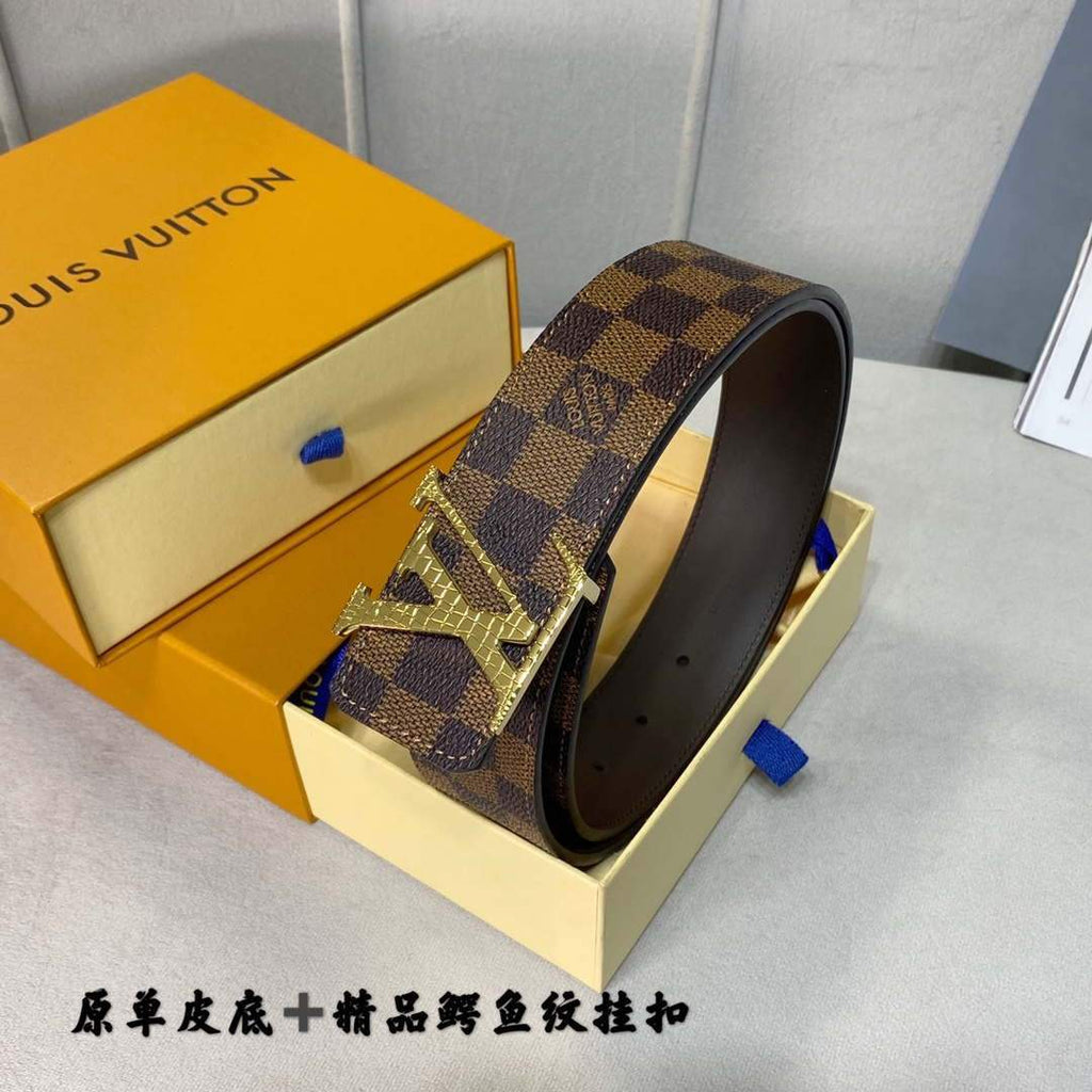LV Women's Men's Belts Collection Louis Vuitton Initials 40MM Belt 19094