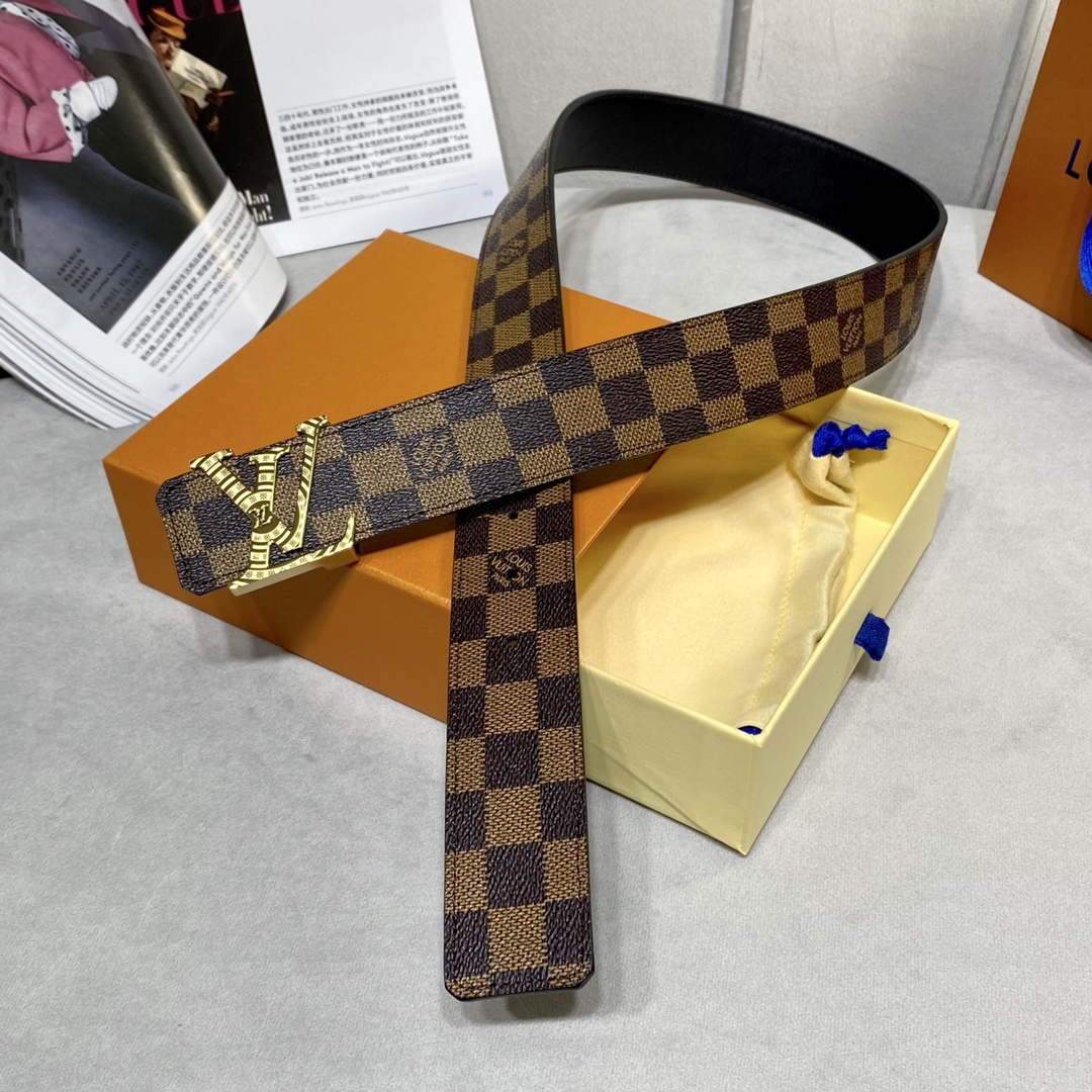 LV Women's Men's Belts Collection Louis Vuitton Initials 40MM Belt 19072