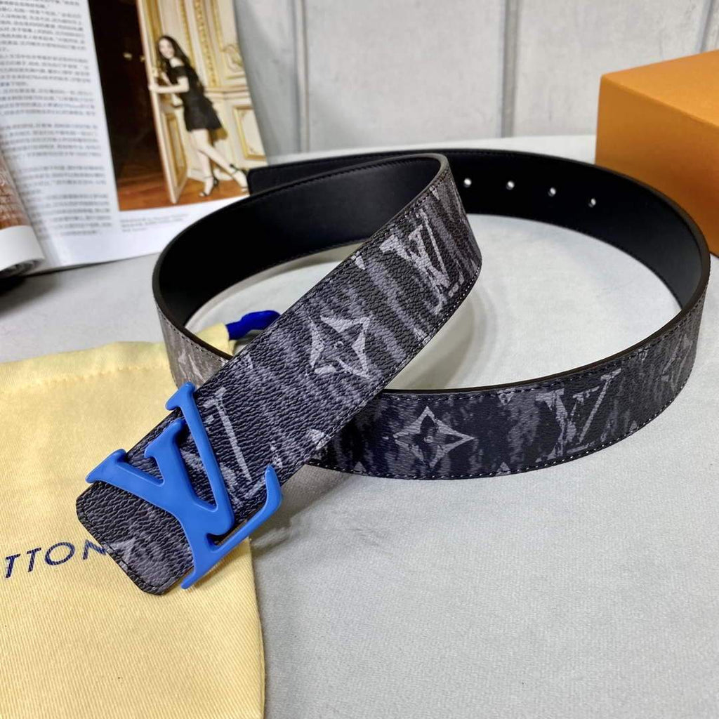 LV Women's Men's Belts Collection Louis Vuitton Initials 40MM Belt 19073