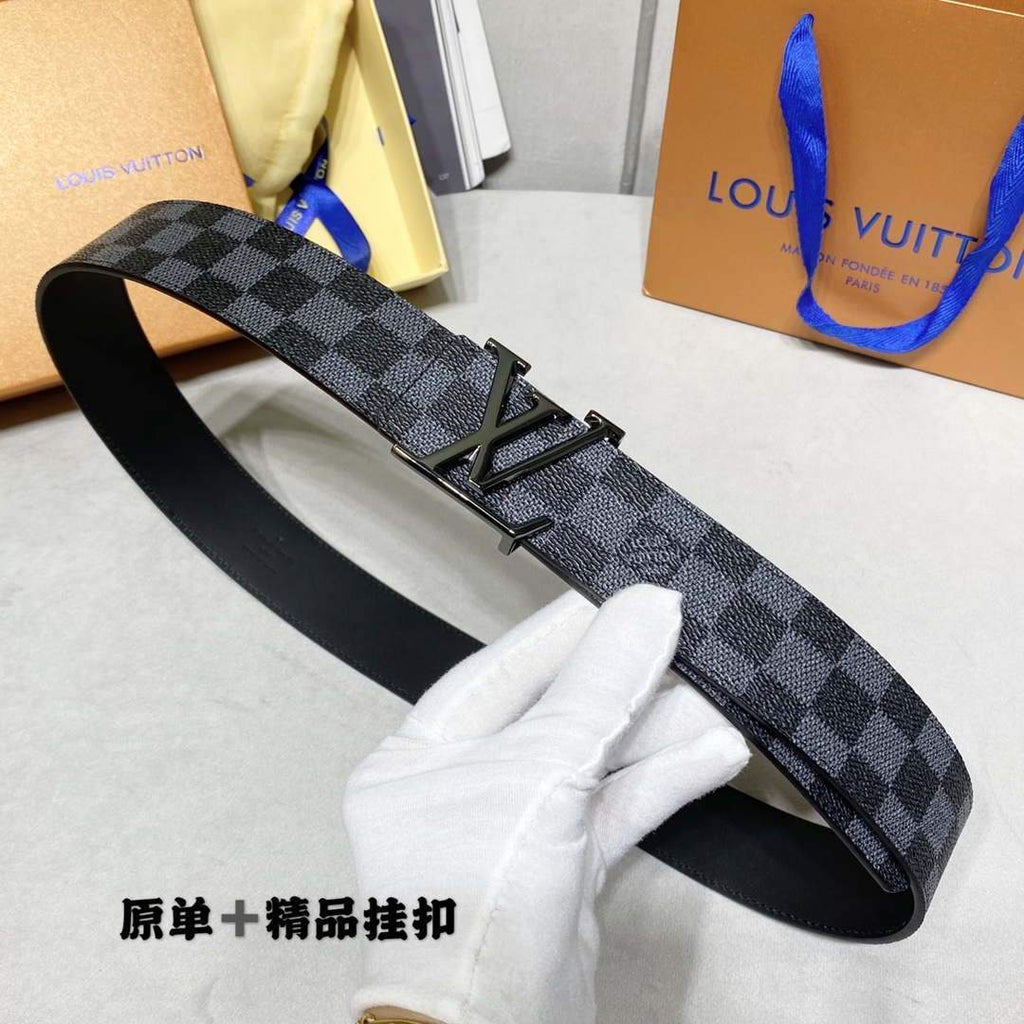 LV Women's Men's Belts Collection Louis Vuitton Initials 40MM Belt 19083