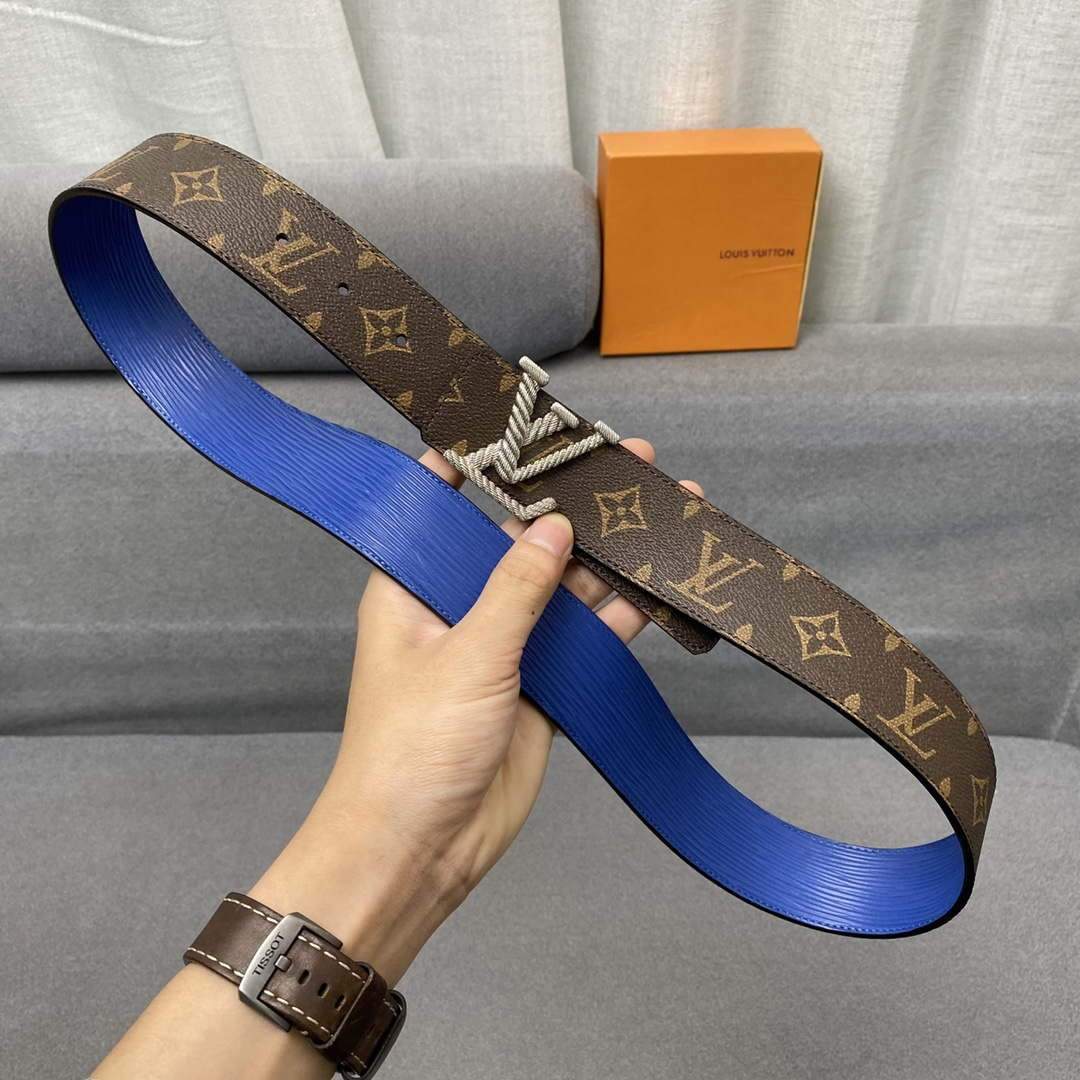 LV Women's Men's Belts Collection Louis Vuitton Initials 40MM Belt 19074