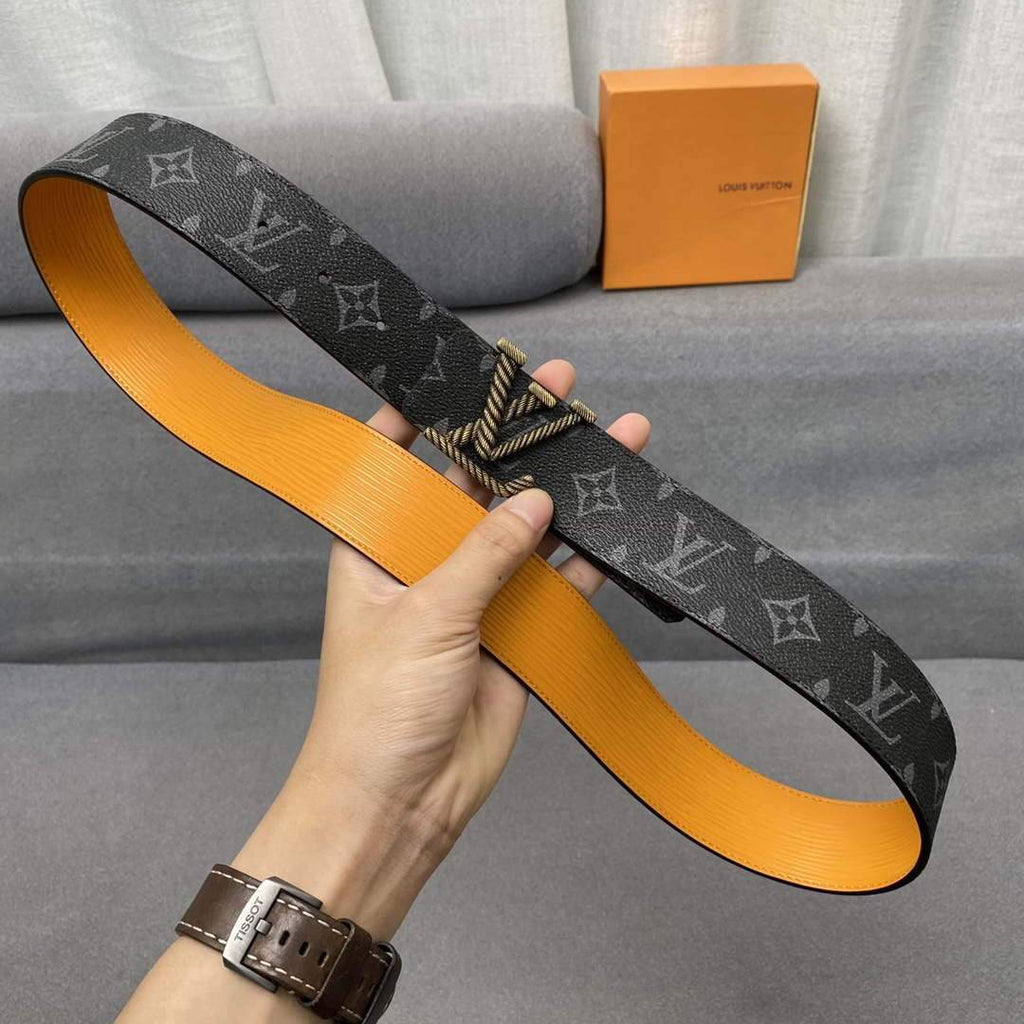LV Women's Men's Belts Collection Louis Vuitton Initials 40MM Belt 19074