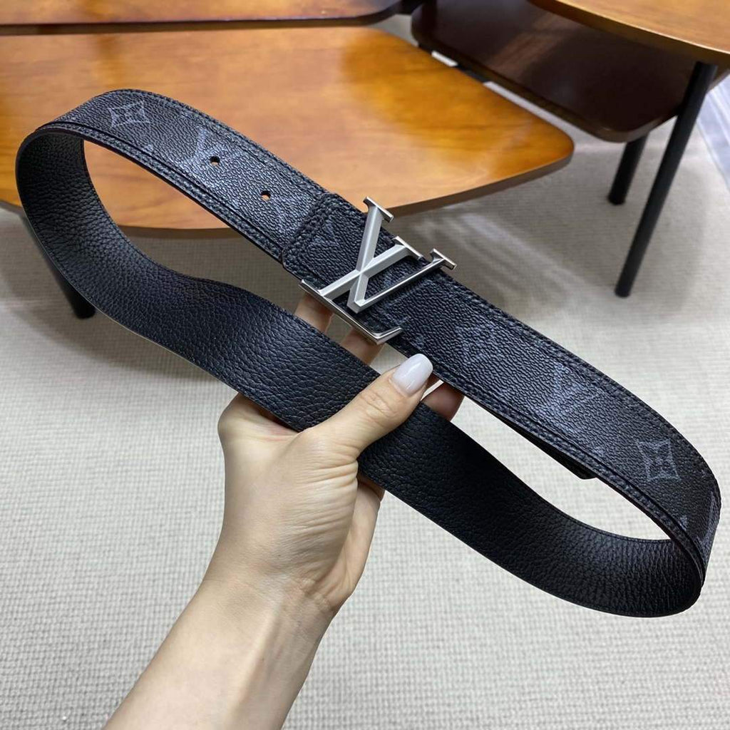 LV Women's Men's Belts Collection Louis Vuitton Initials 40MM Belt 19080