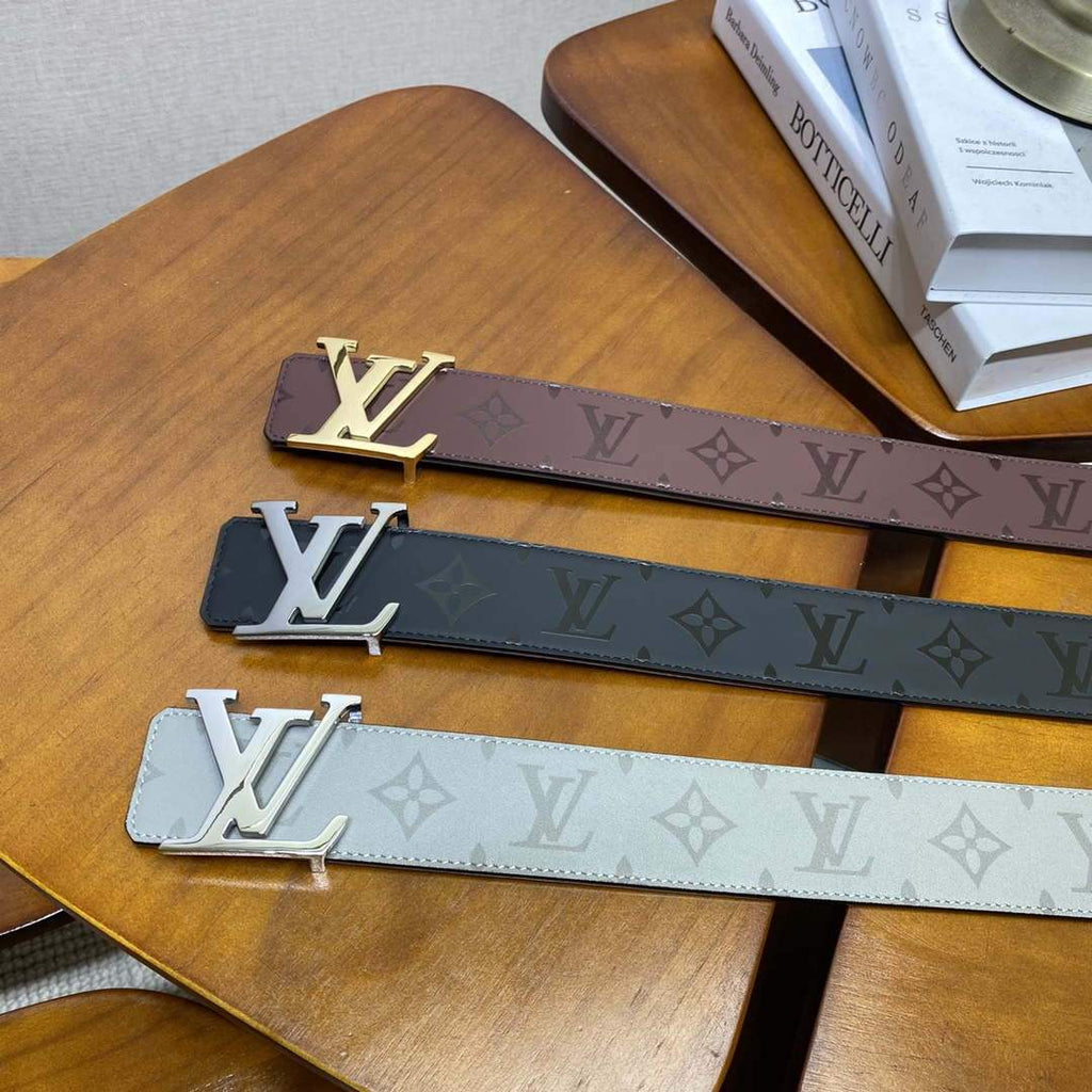 LV Women's Men's Belts Collection Louis Vuitton Initials 40MM Belt 19081