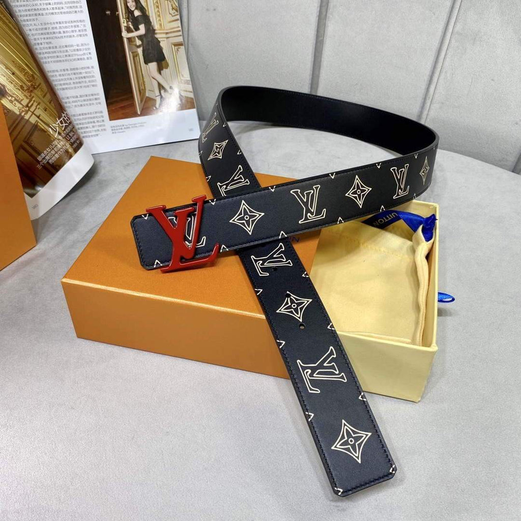 LV Women's Men's Belts Collection Louis Vuitton Initials 40MM Belt 19065