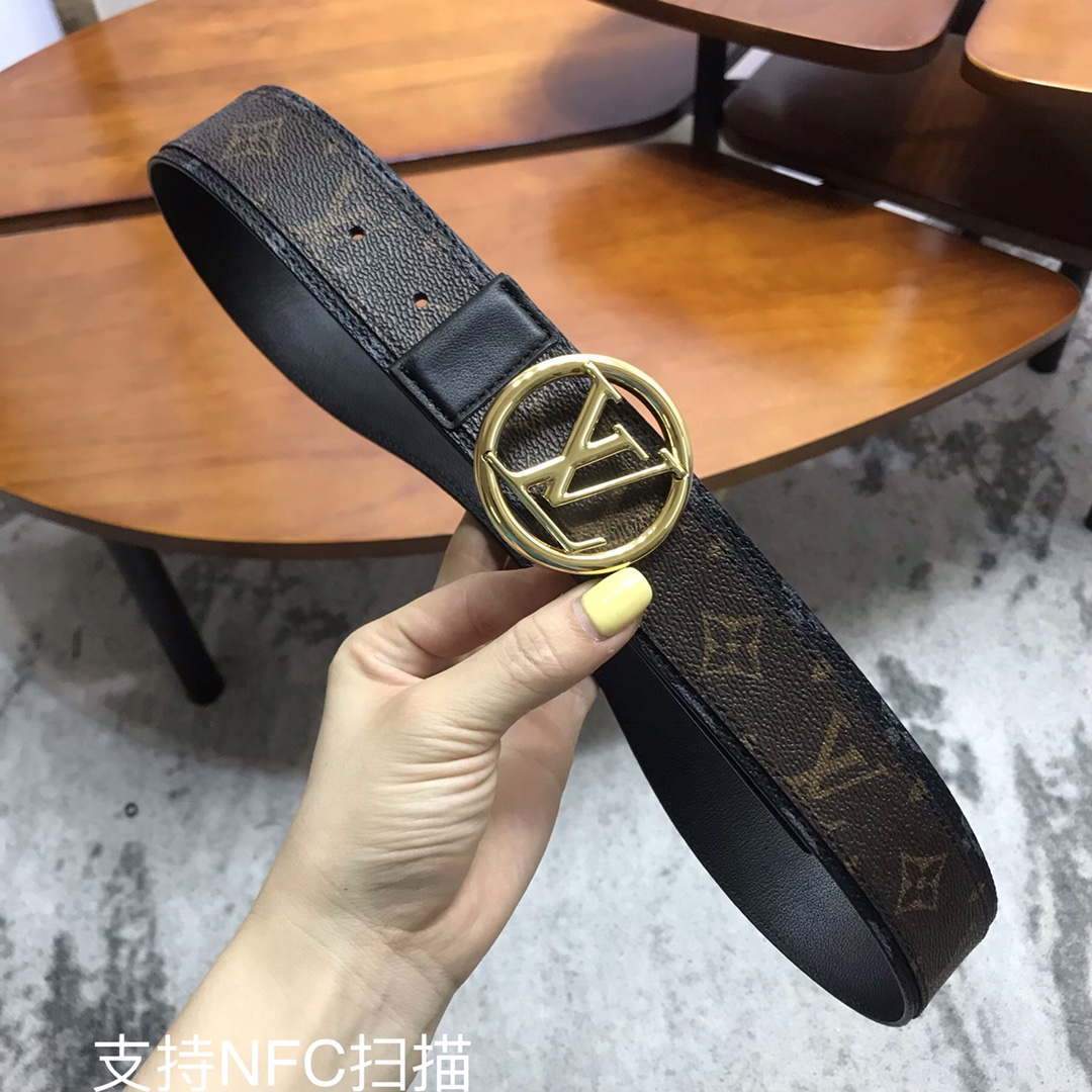 LV Women's Men's Belts Collection Louis Vuitton Initials 40MM Belt 19086
