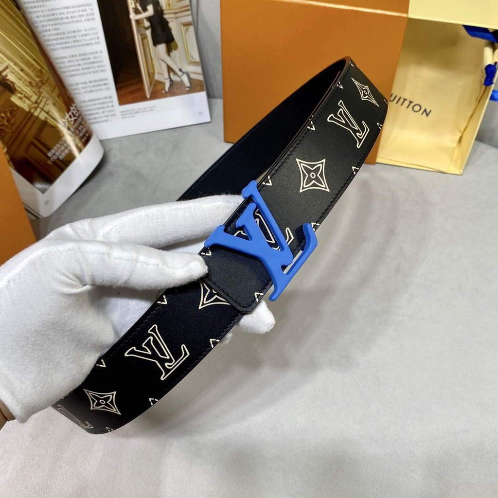 LV Women's Men's Belts Collection Louis Vuitton Initials 40MM Belt 19065