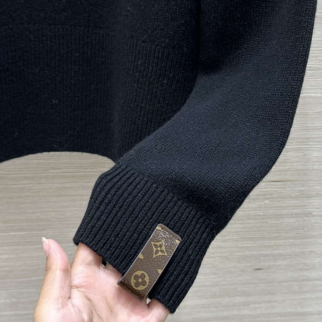 LV Women's Sweaters Louis Vuitton Cashmere Cardigans L36025