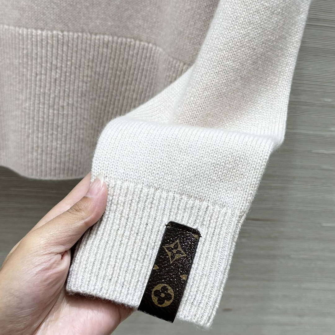 LV Women's Sweaters Louis Vuitton Cashmere Cardigans L36025