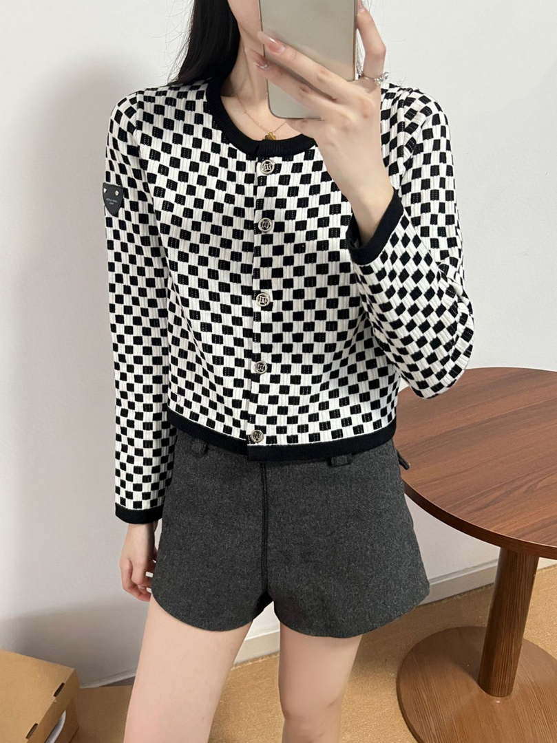 LV Women's Sweaters Louis Vuitton Cashmere Cardigans L36026