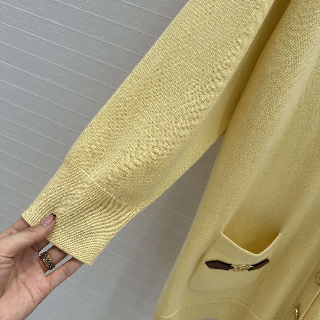 LV Women's Sweaters Louis Vuitton Elegant Yellow Cashmere Cardigans L36023