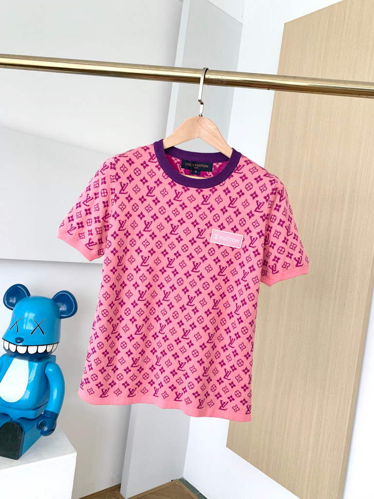LV Women's T-Shirts Louis Vuitton Fashion Clothing L60033