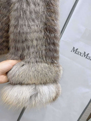 Max Mara Women's Fashion Clothing Fur Coat M78361 - S - View 6