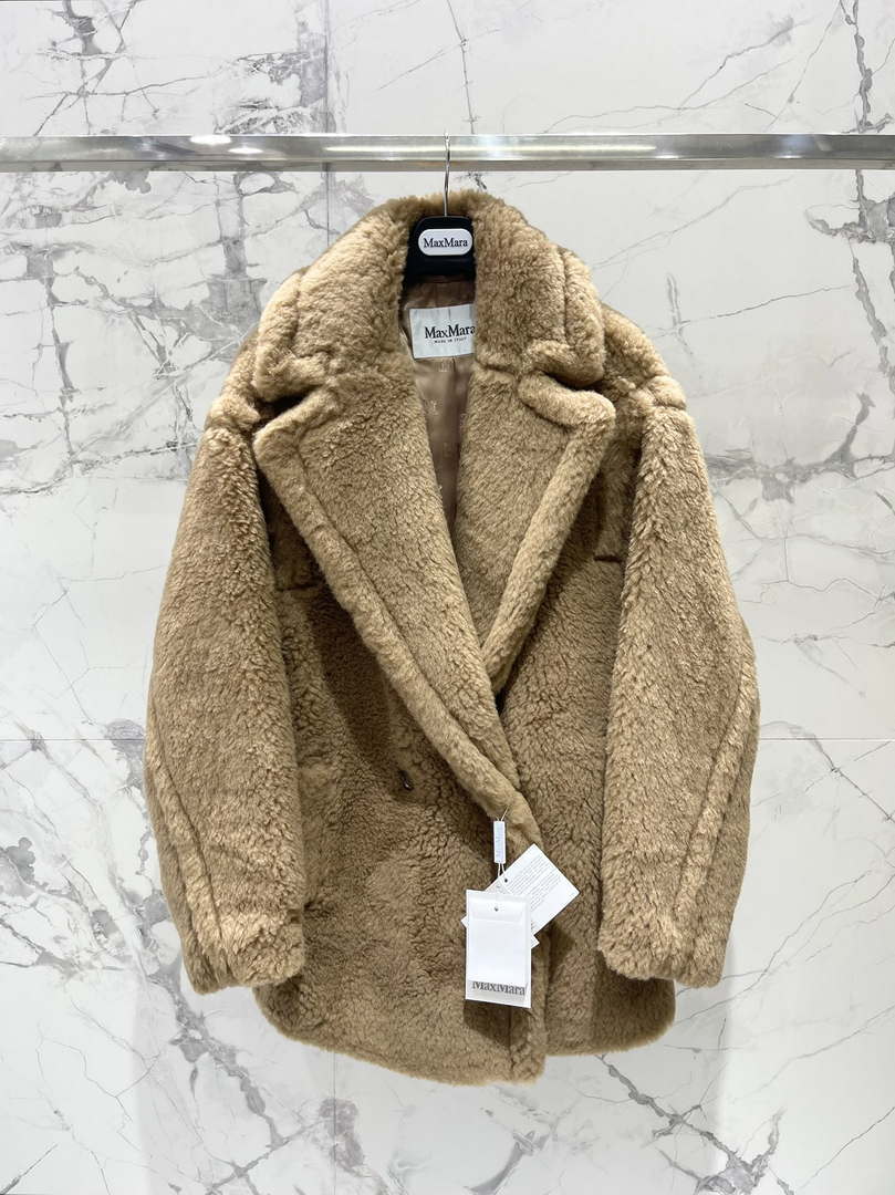 Max Mara Women's Fashion New Short Teddy Bear Coat M78379