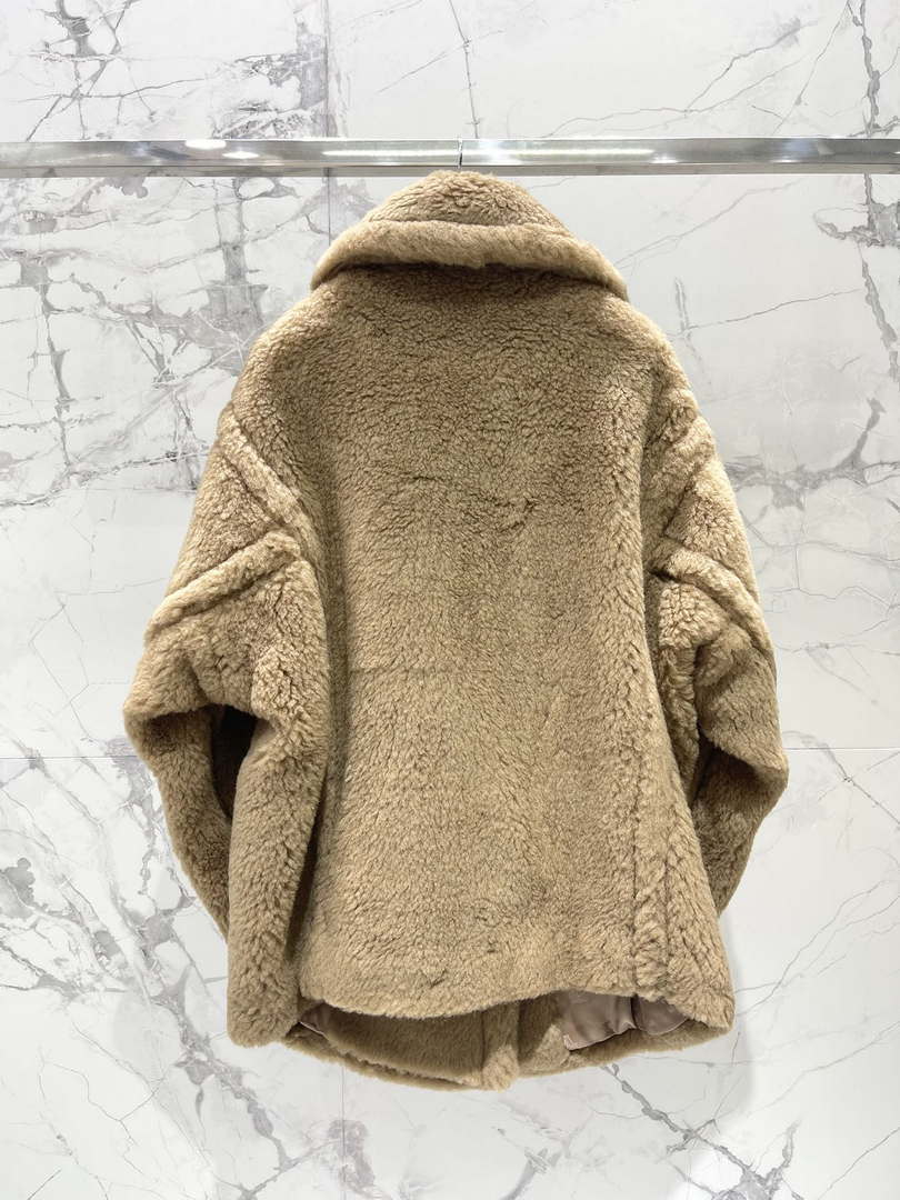 Max Mara Women's Fashion New Short Teddy Bear Coat M78379