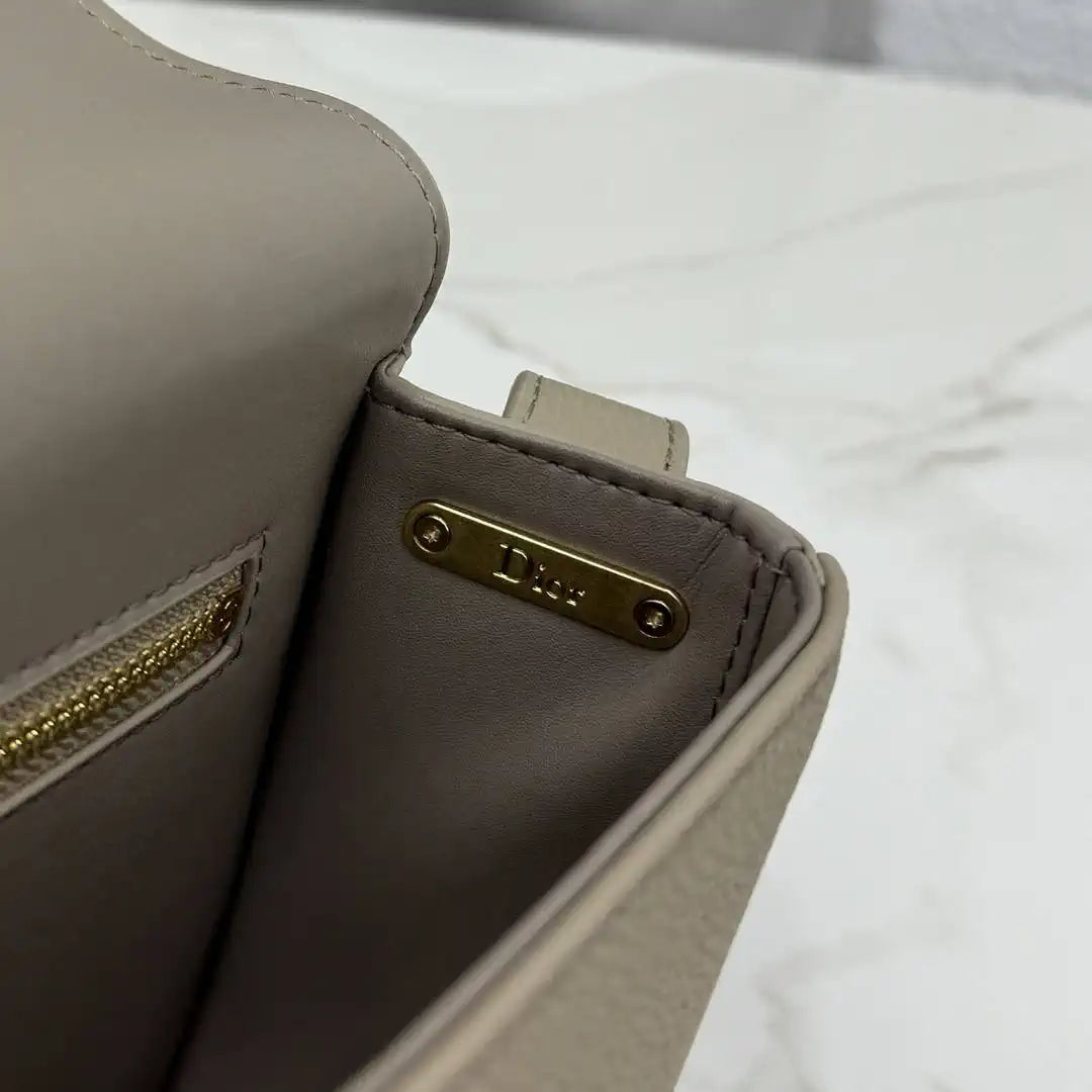 Medium Dior Médaillon Flap Bag M3920QDWP_M900 Elephant Gray Grained Calfskin - Default Title - View 7