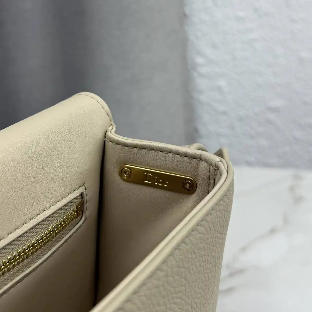 Medium Dior Médaillon Flap Bag M3920QDWP_M900 Camel Beige  Grained Calfskin - Default Title - View 7