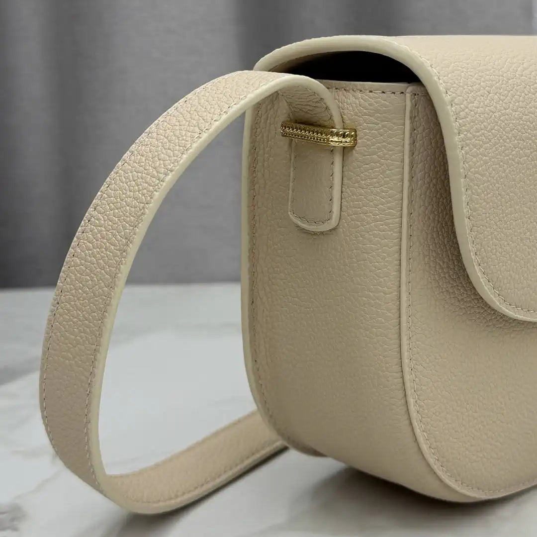 Medium Dior Médaillon Flap Bag M3920QDWP_M900 Apricot Grained Calfskin - Default Title - View 3