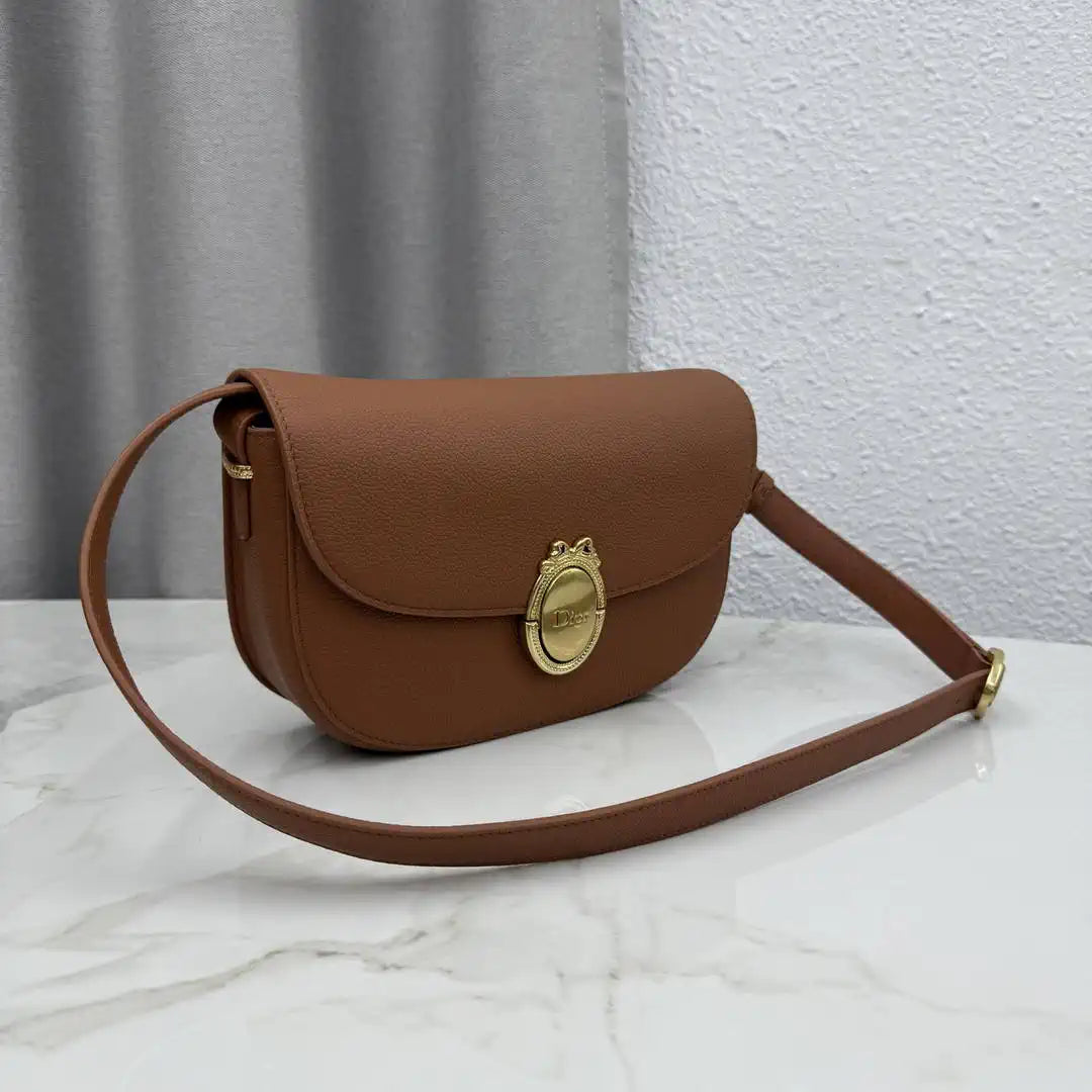 Medium Dior Médaillon Flap Bag M3920QDWP_M900 Gold Brown Grained Calfskin - Default Title - View 2