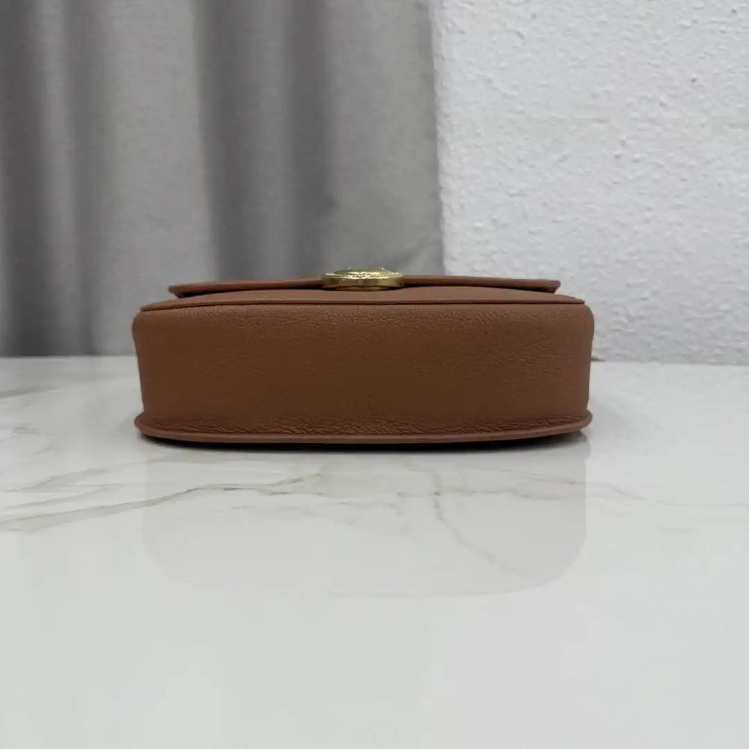 Medium Dior Médaillon Flap Bag M3920QDWP_M900 Gold Brown Grained Calfskin - Default Title - View 6