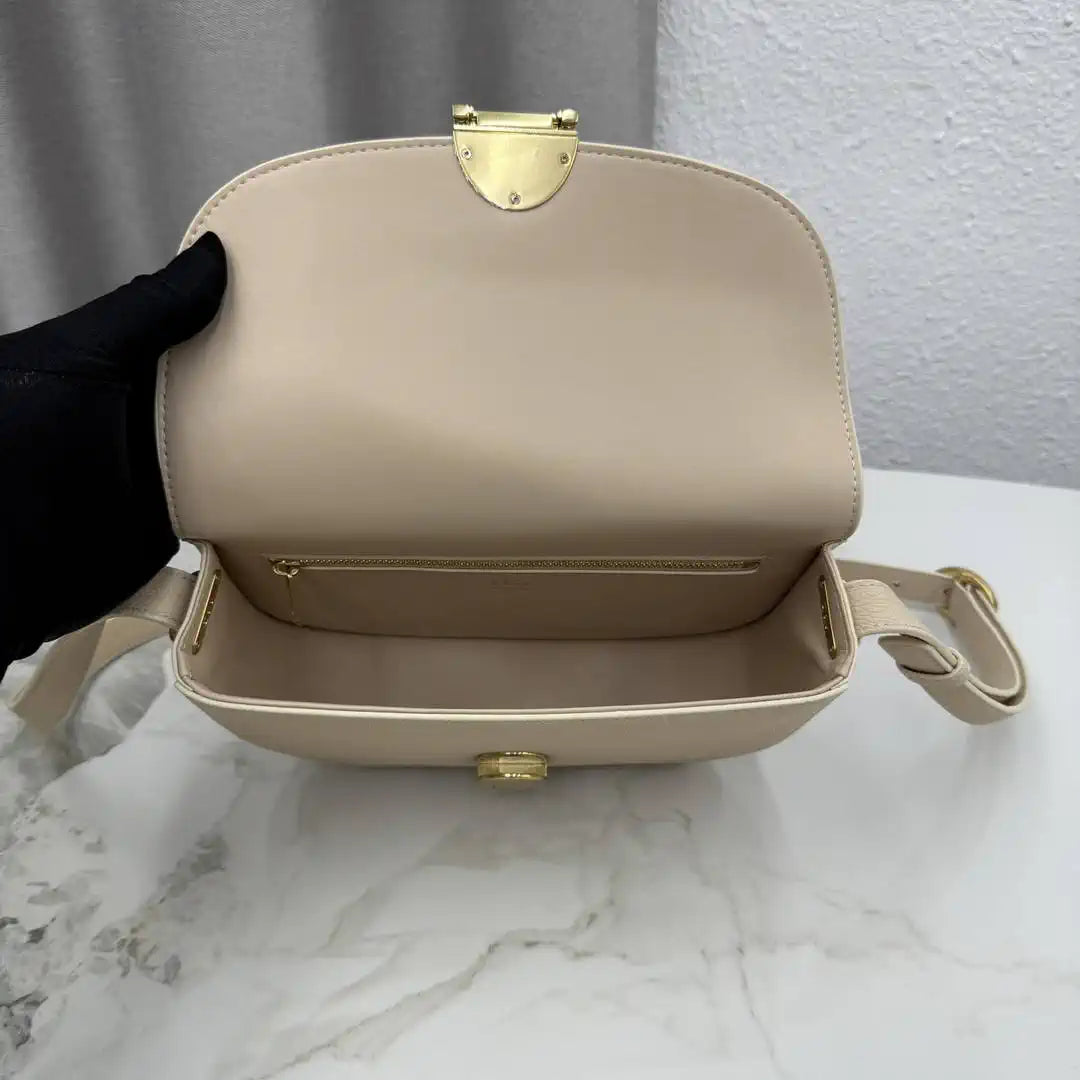 Medium Dior Médaillon Flap Bag M3920QDWP_M900 Apricot Grained Calfskin - Default Title - View 8