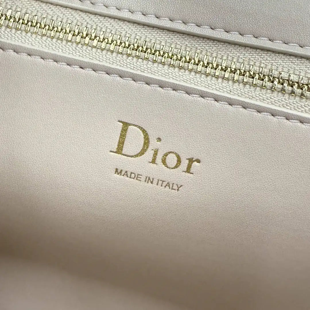 Medium Dior Médaillon Flap Bag M3920QDWP_M900 Apricot Grained Calfskin - Default Title - View 9