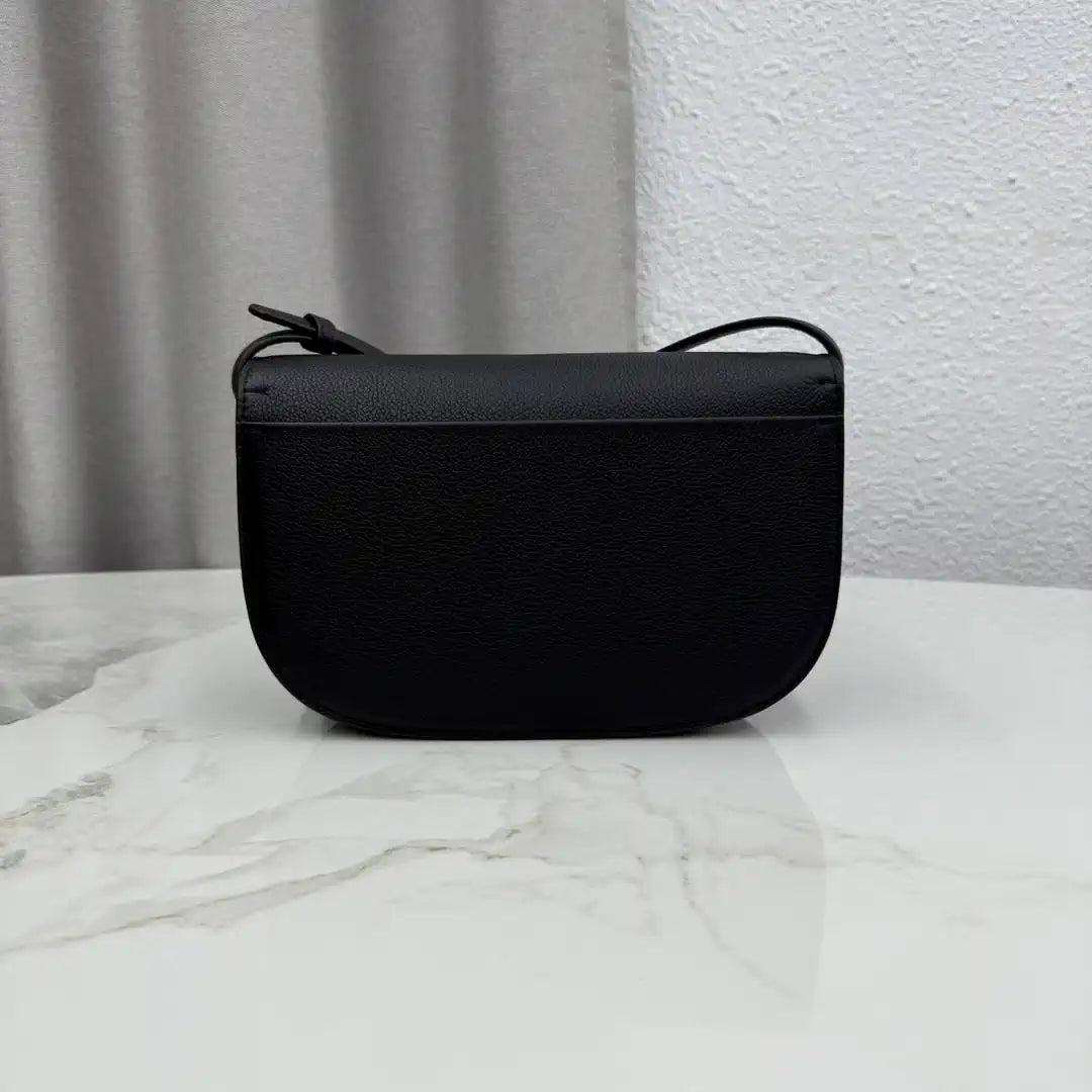 Medium Dior Médaillon Flap Bag M3920QDWP_M900 Black Grained Calfskin - Default Title - View 5