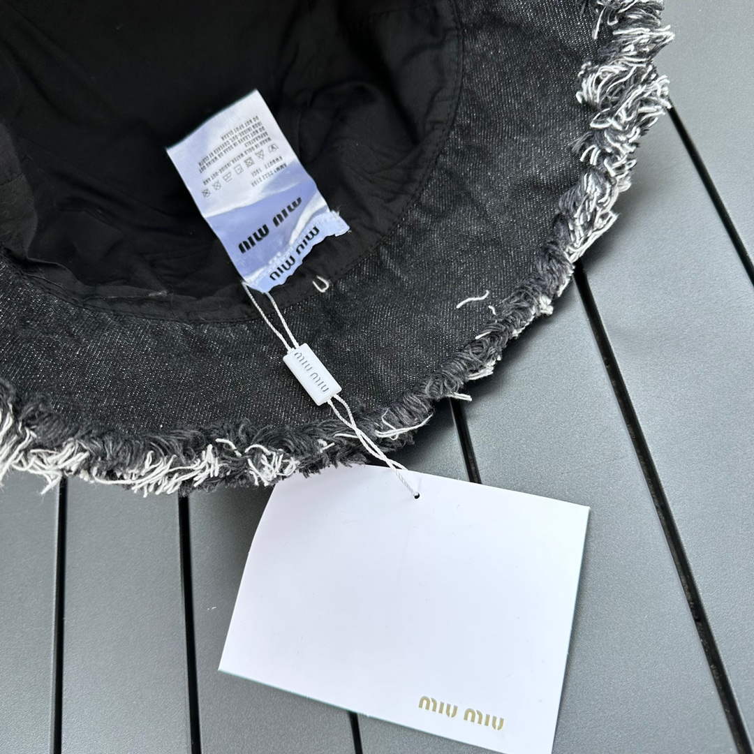 Miu Miu 5HC196 Denim Bucket Hat M56381
