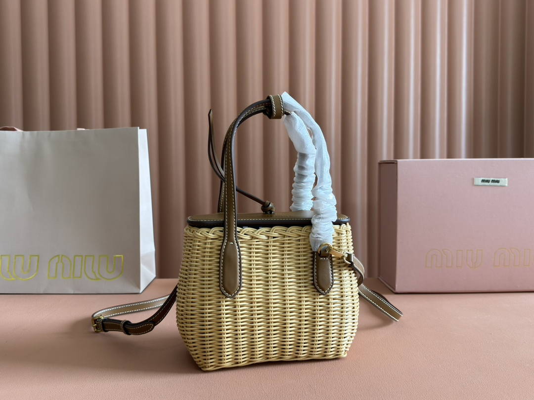 MiuMiu 5BA222 Rattan weaving Bag Nature