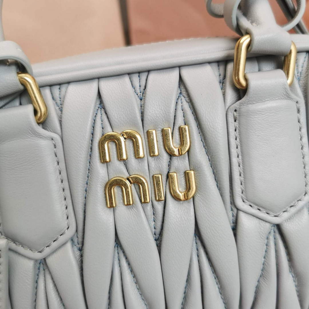 MiuMiu 5BB123 Matelass¨¦ nappa leather handbag Gray