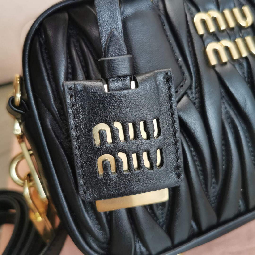MiuMiu 5BB123 Matelass¨¦ nappa leather handbag Black