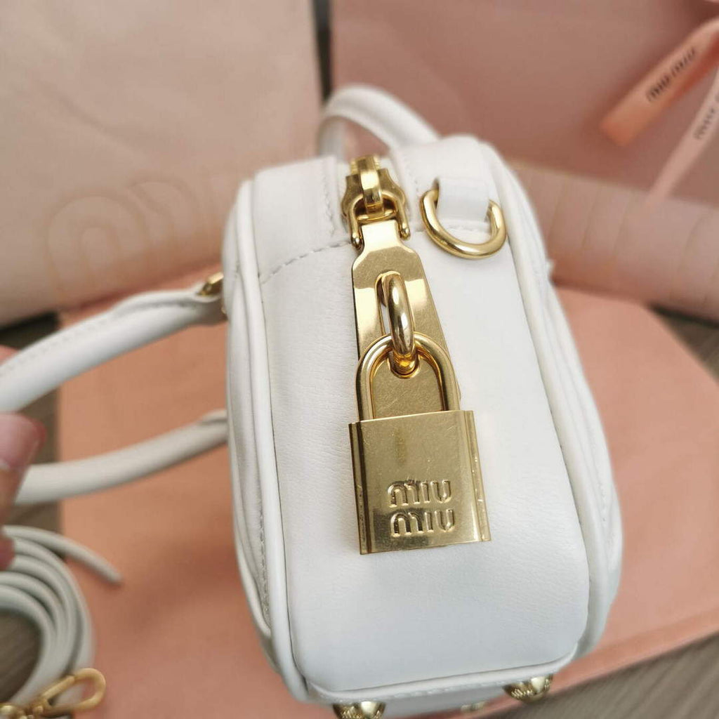 MiuMiu 5BB123 Matelass¨¦ nappa leather handbag White