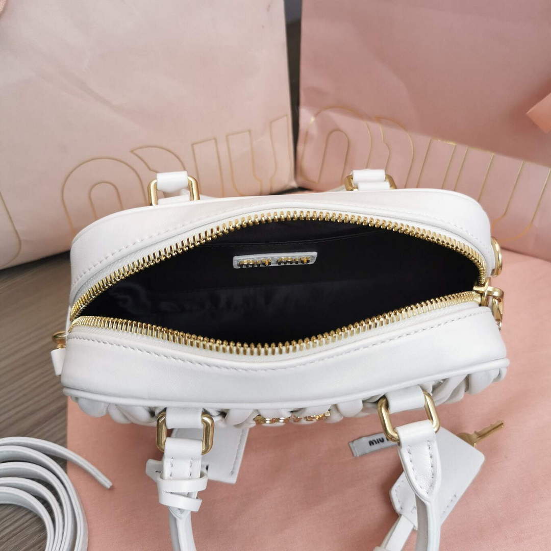MiuMiu 5BB123 Matelass¨¦ nappa leather handbag White