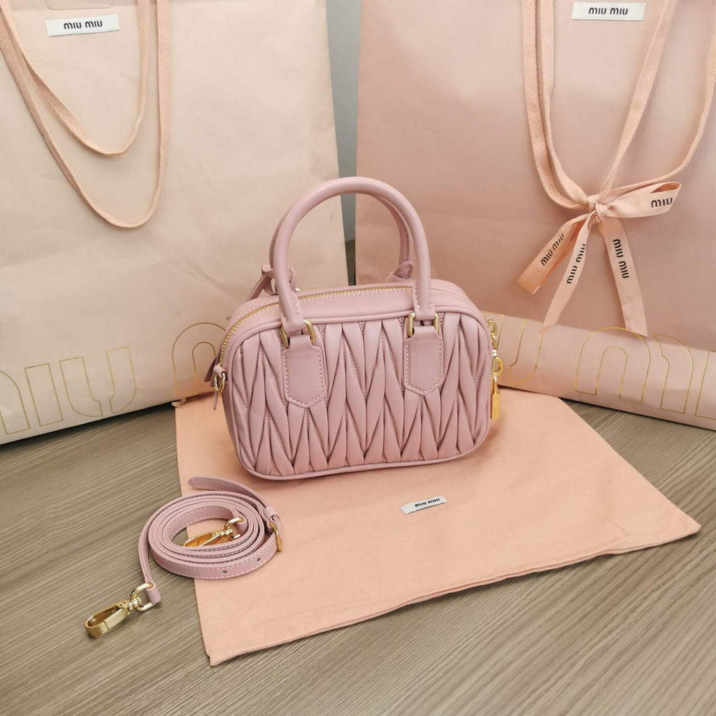 MiuMiu 5BB123 Matelass¨¦ nappa leather handbag Light pink