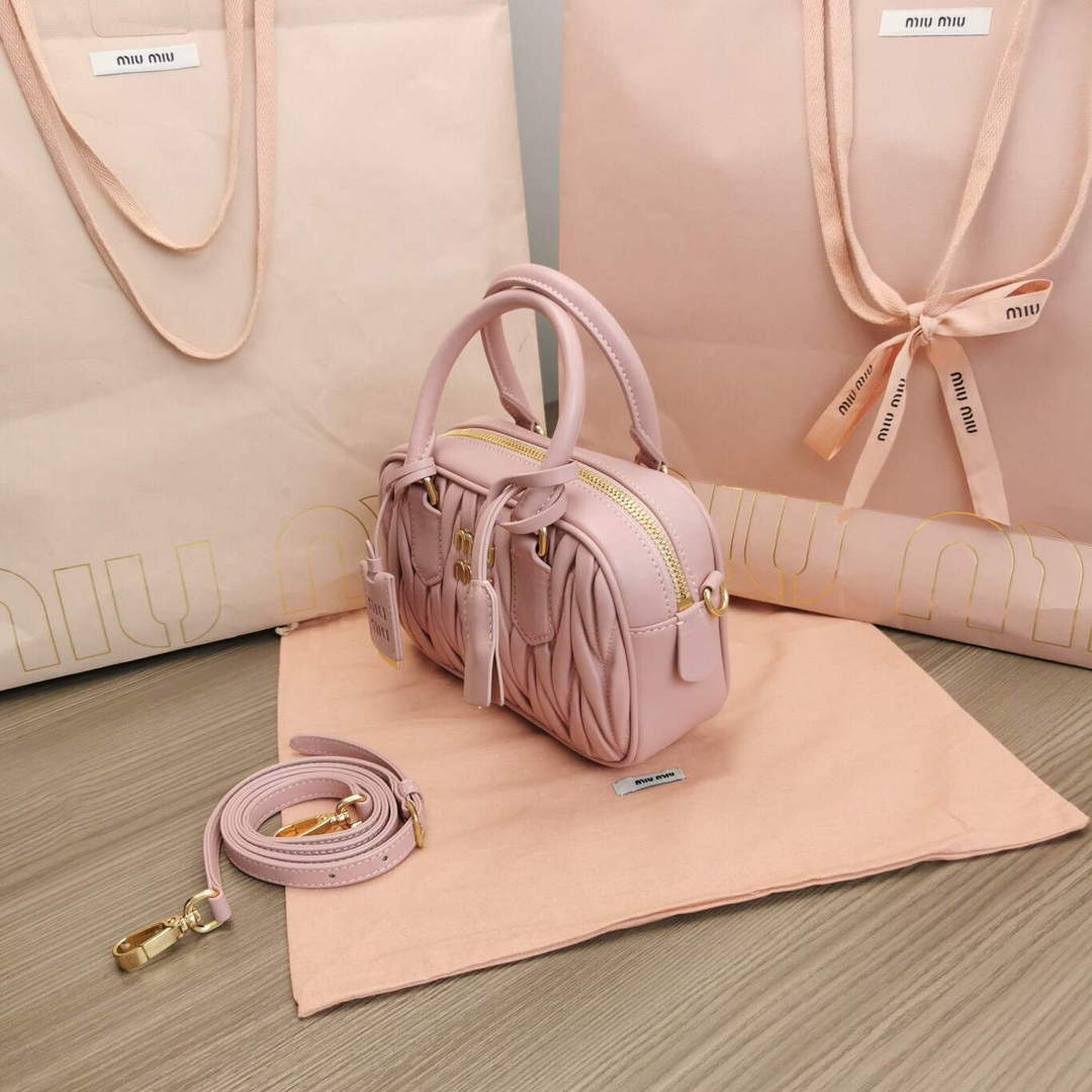MiuMiu 5BB123 Matelass¨¦ nappa leather handbag Light pink