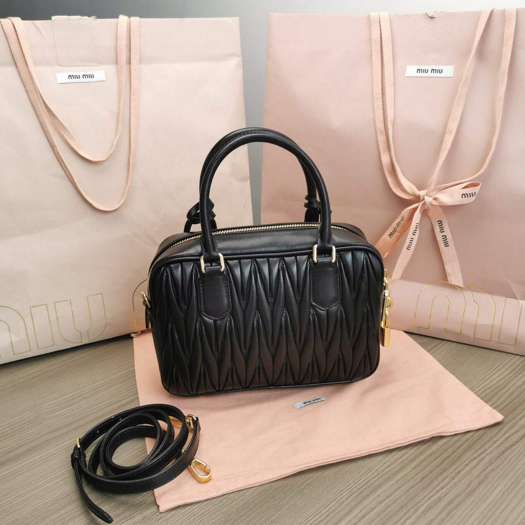 MiuMiu 5BB124 Matelass¨¦ Nappa Leather Top-handle Bag Black