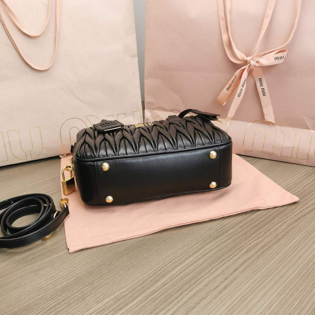 MiuMiu 5BB124 Matelass¨¦ Nappa Leather Top-handle Bag Black