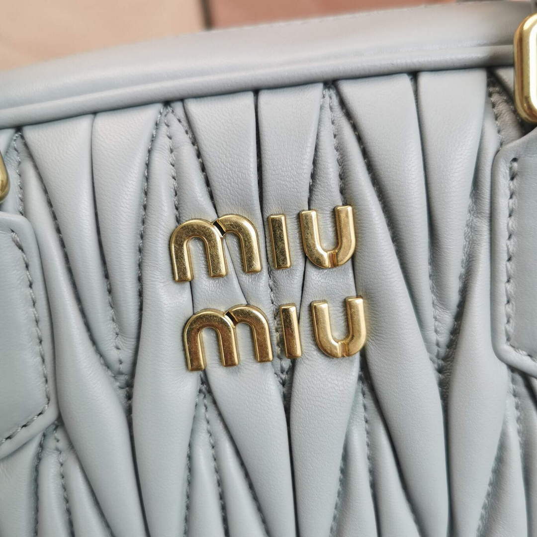 MiuMiu 5BB124 Matelass¨¦ Nappa Leather Top-handle Bag Cornflower Blue