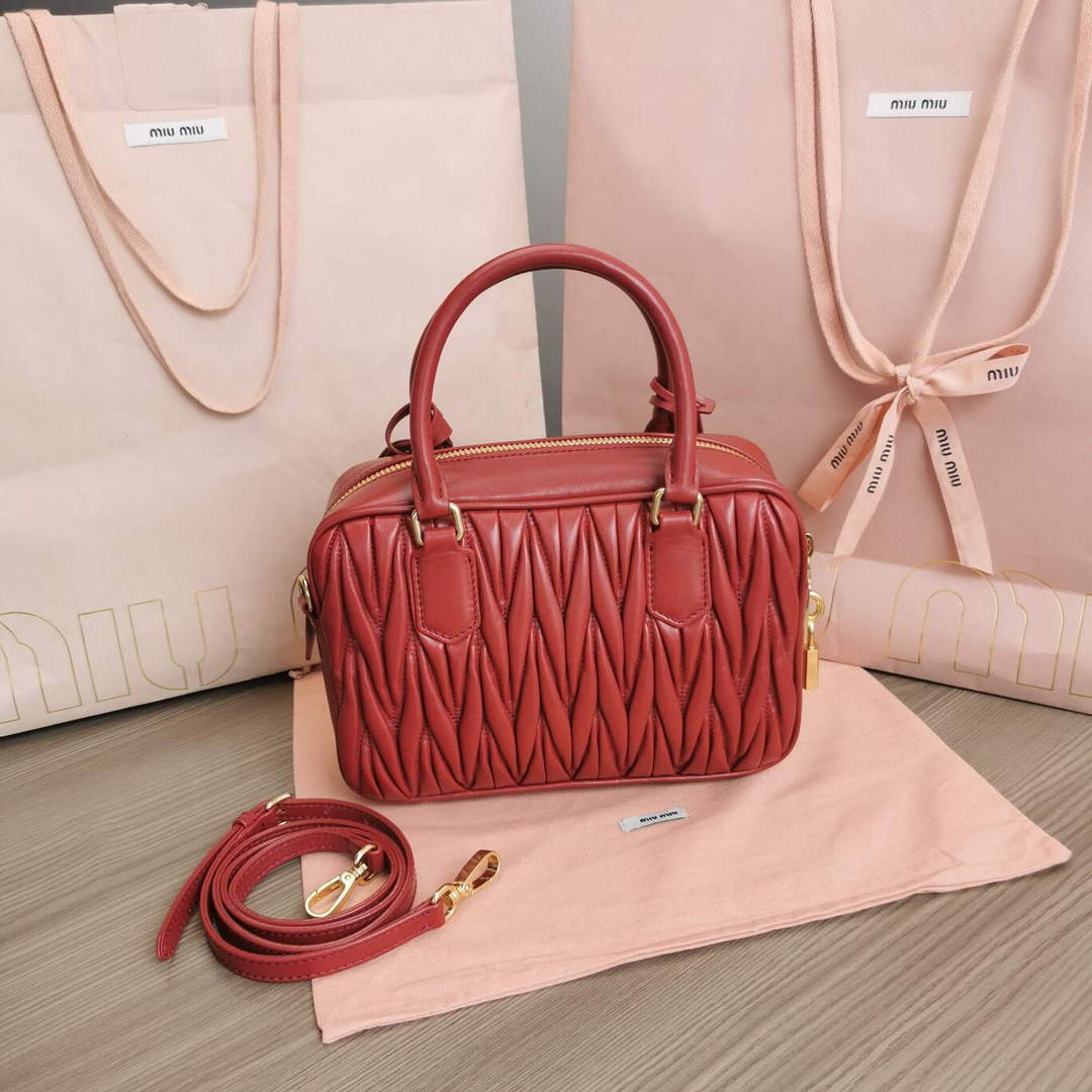 MiuMiu 5BB124 Matelass¨¦ Nappa Leather Top-handle Bag red