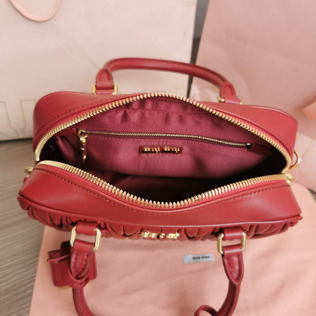 MiuMiu 5BB124 Matelass¨¦ Nappa Leather Top-handle Bag red