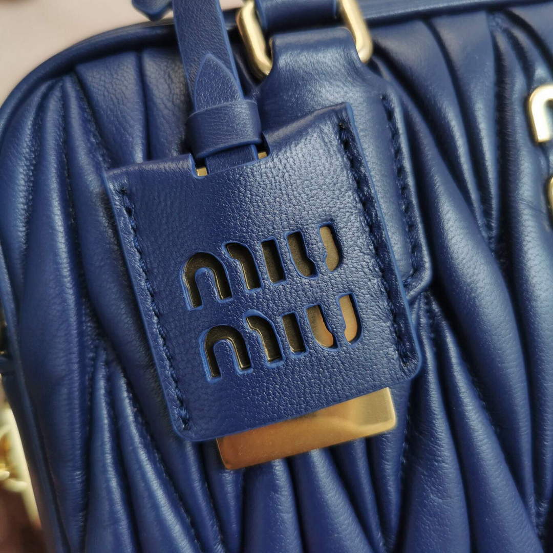 MiuMiu 5BB124 Matelass¨¦ Nappa Leather Top-handle Bag baltic blue