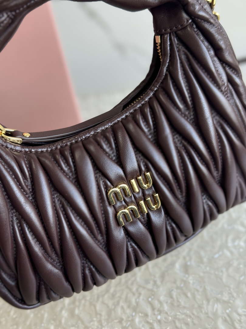 MiuMiu 5BC125 Small Matelass¨¦ nappa leather handbag Dark Brown