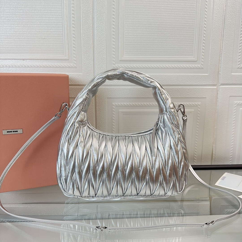 MiuMiu 5BC153 Wander matelass¨¦ nappa leather hobo bag Silver