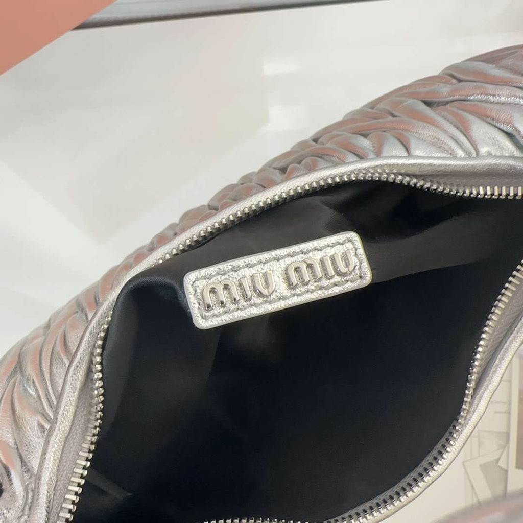 MiuMiu 5BC153 Wander matelass¨¦ nappa leather hobo bag Silver