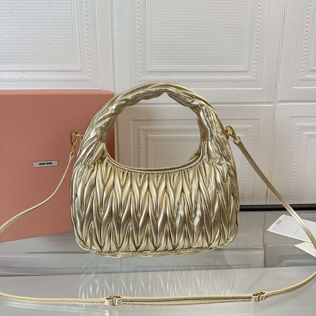 MiuMiu 5BC153 Wander matelass¨¦ nappa leather hobo bag Gold